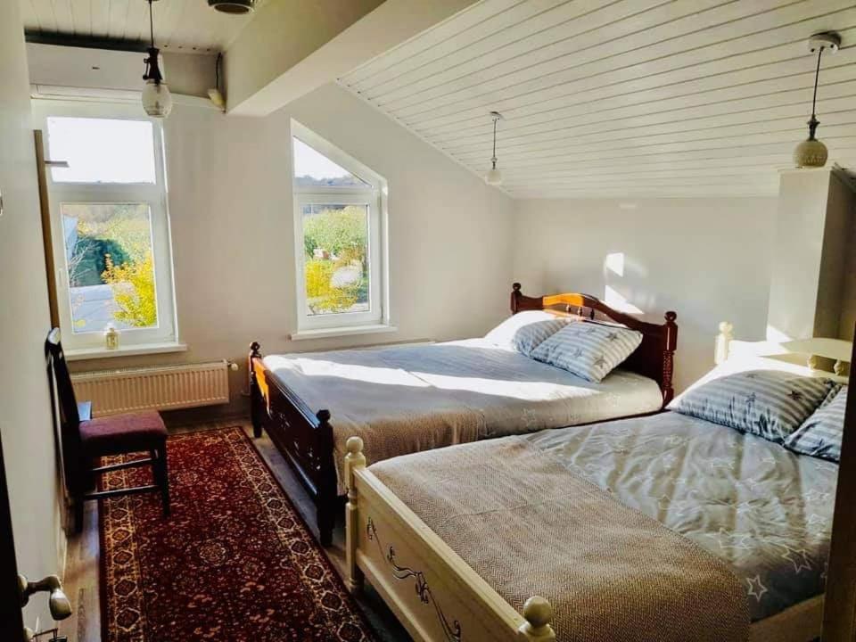 Vila Conacul Mierii Straseni Exteriér fotografie